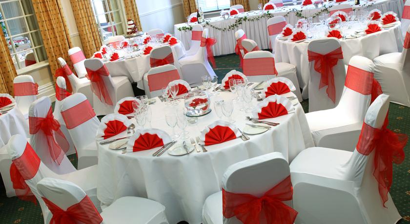 Mercure Salisbury White Hart Hotel & Apartments