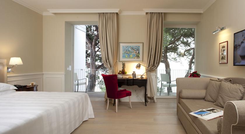 Hotel Riviera & Maximilian's