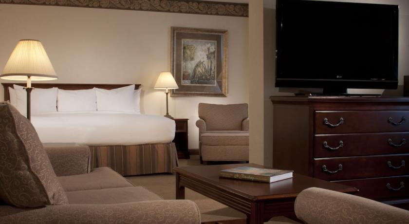 Hilton St. Petersburg Bayfront