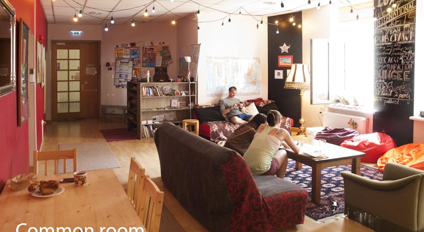 Cinnamon Sally Backpackers Hostel