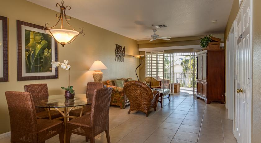 Olde Marco Island Inn & Suites