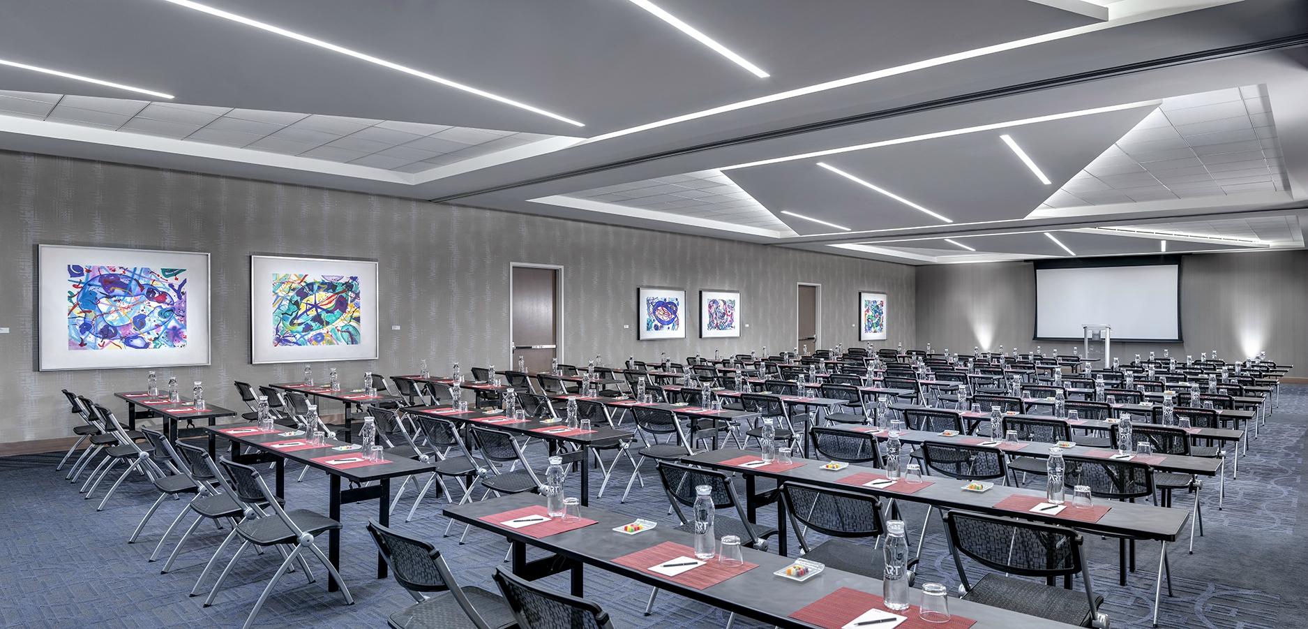 The Art Hotel Denver, Curio Collection by Hilton