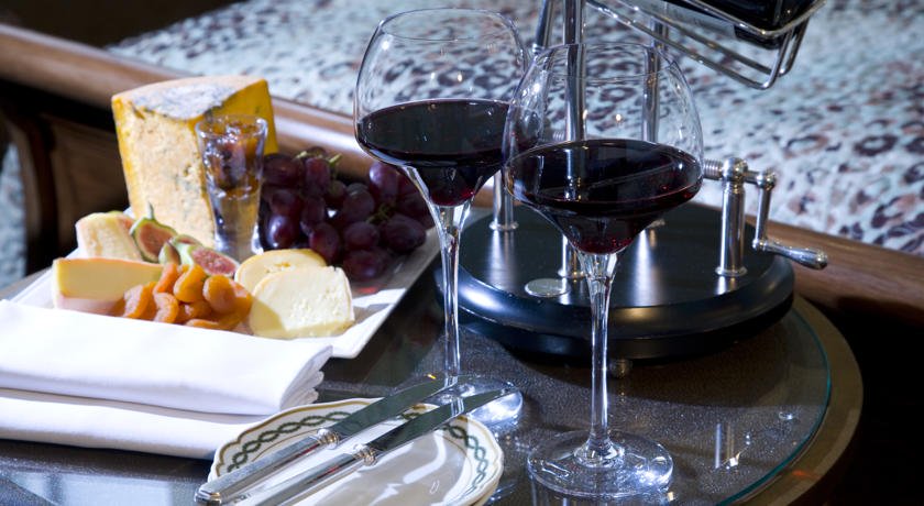 The Milestone Hotel and Residences