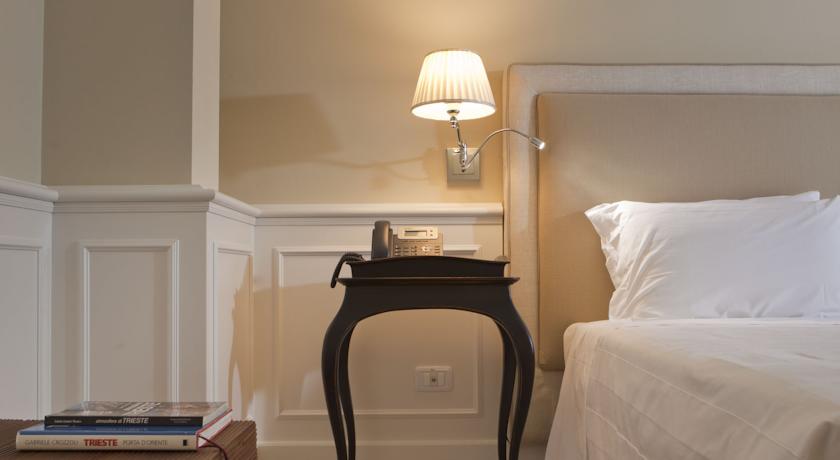 Hotel Riviera & Maximilian's