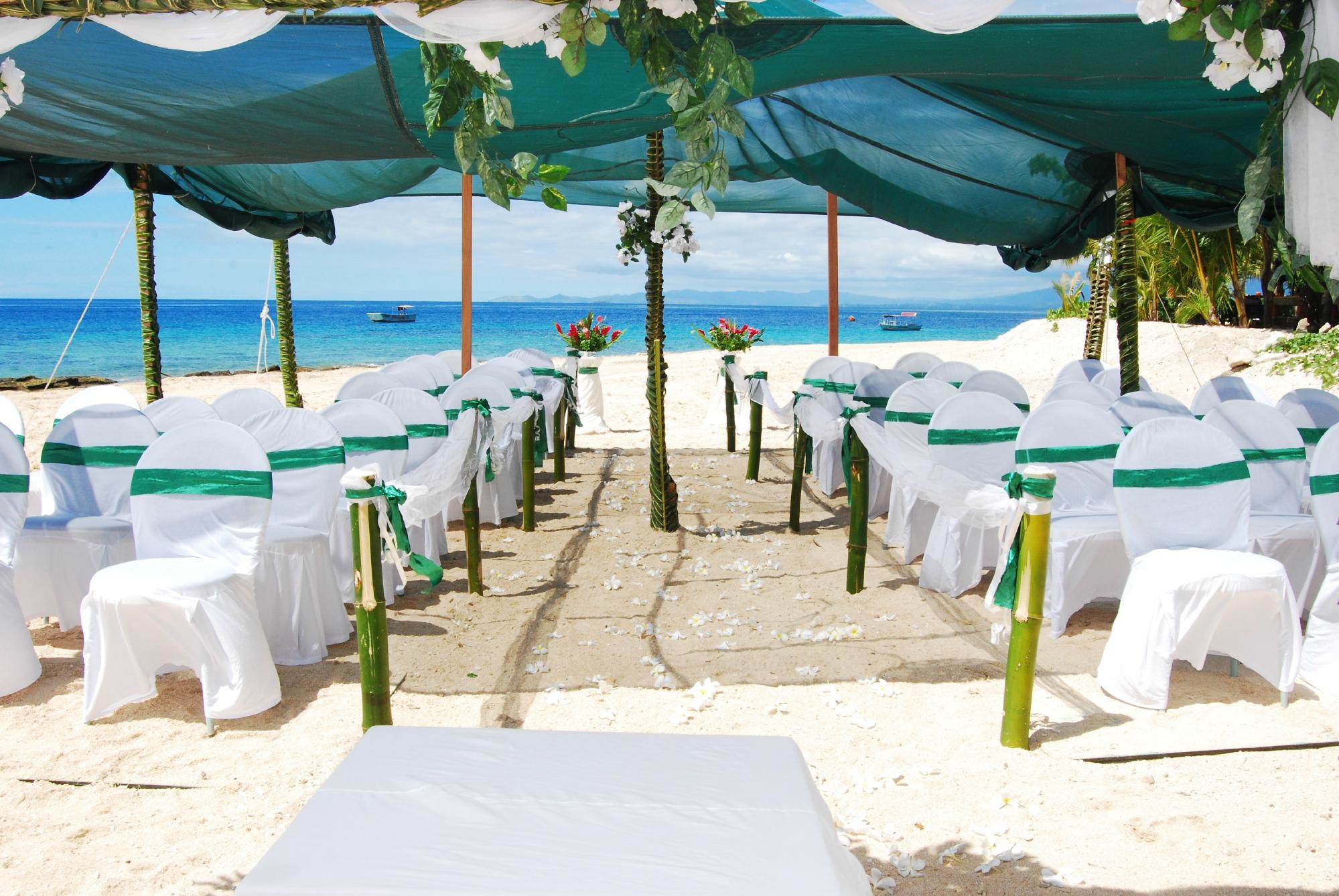 Beachcomber Island Resort