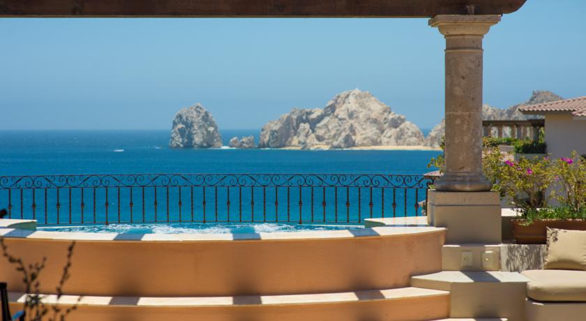 Villa La Estancia Beach Resort & Spa