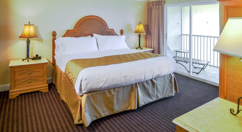 Hilton Vacation Club Charter Club Naples Bay