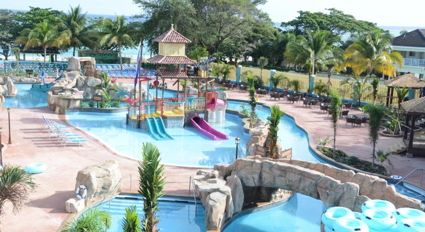 Jewel Runaway Bay Beach Resort & Waterpark