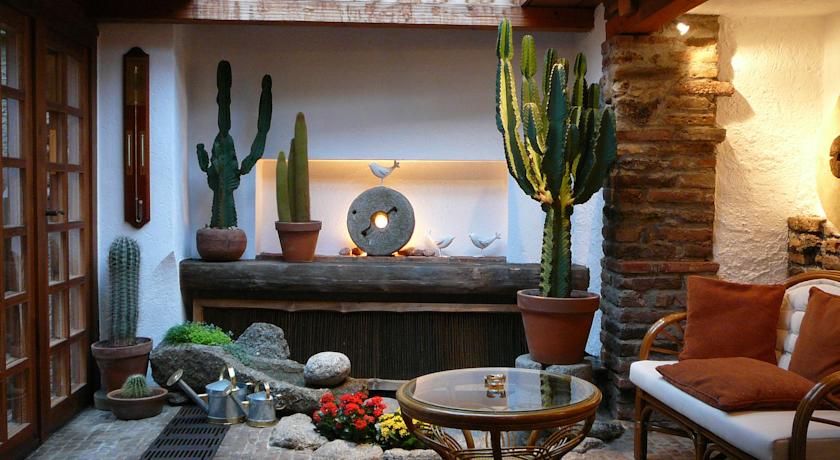 Romantik Hotel U Raka