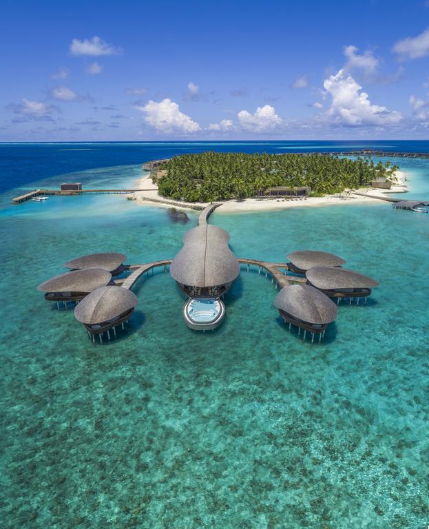 The St. Regis Maldives Vommuli Resort
