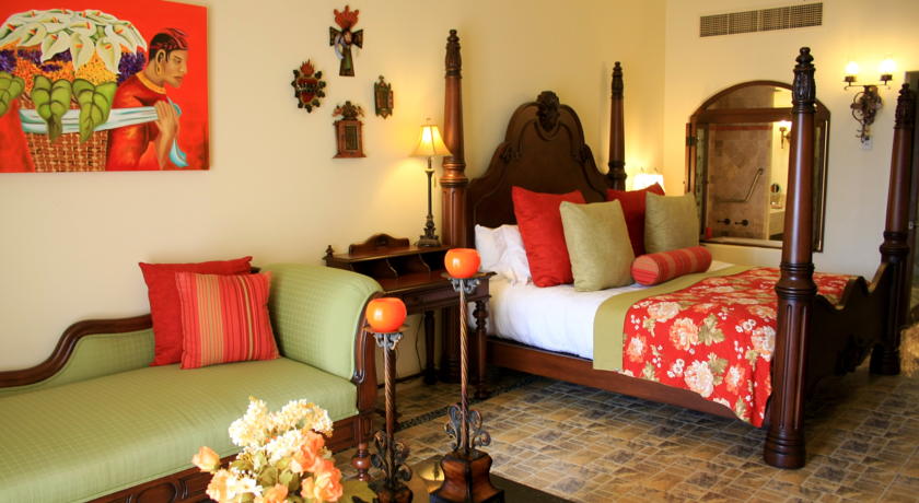 Hacienda Encantada Resort & Residences