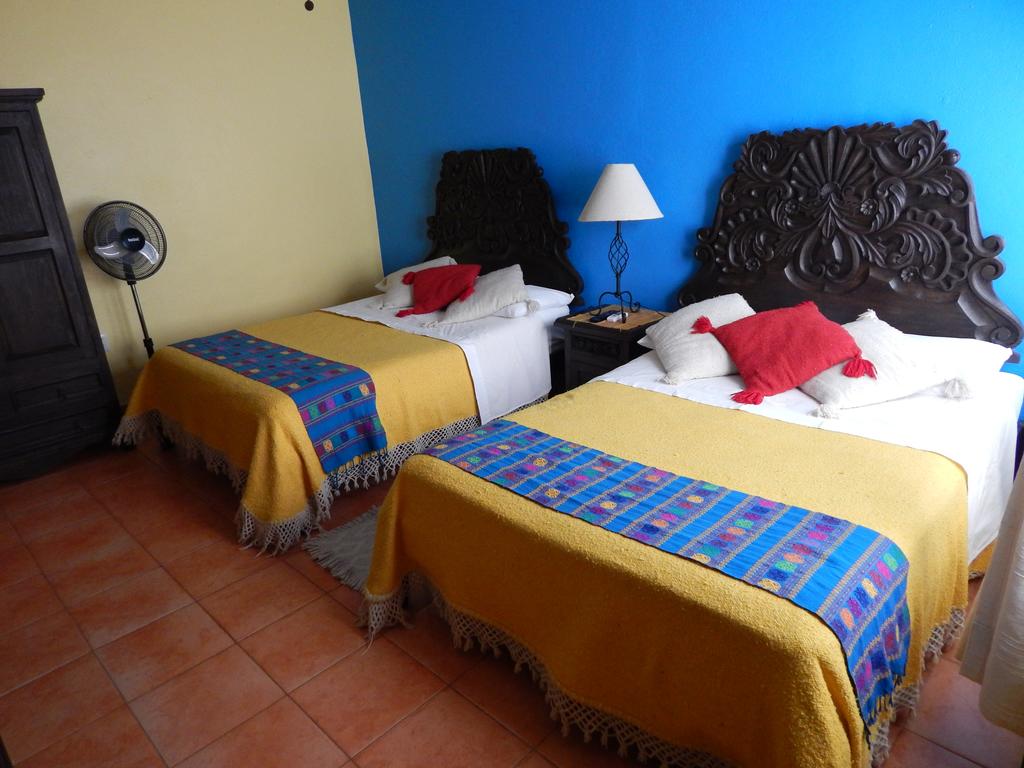 Casa Mia Suites Apartments