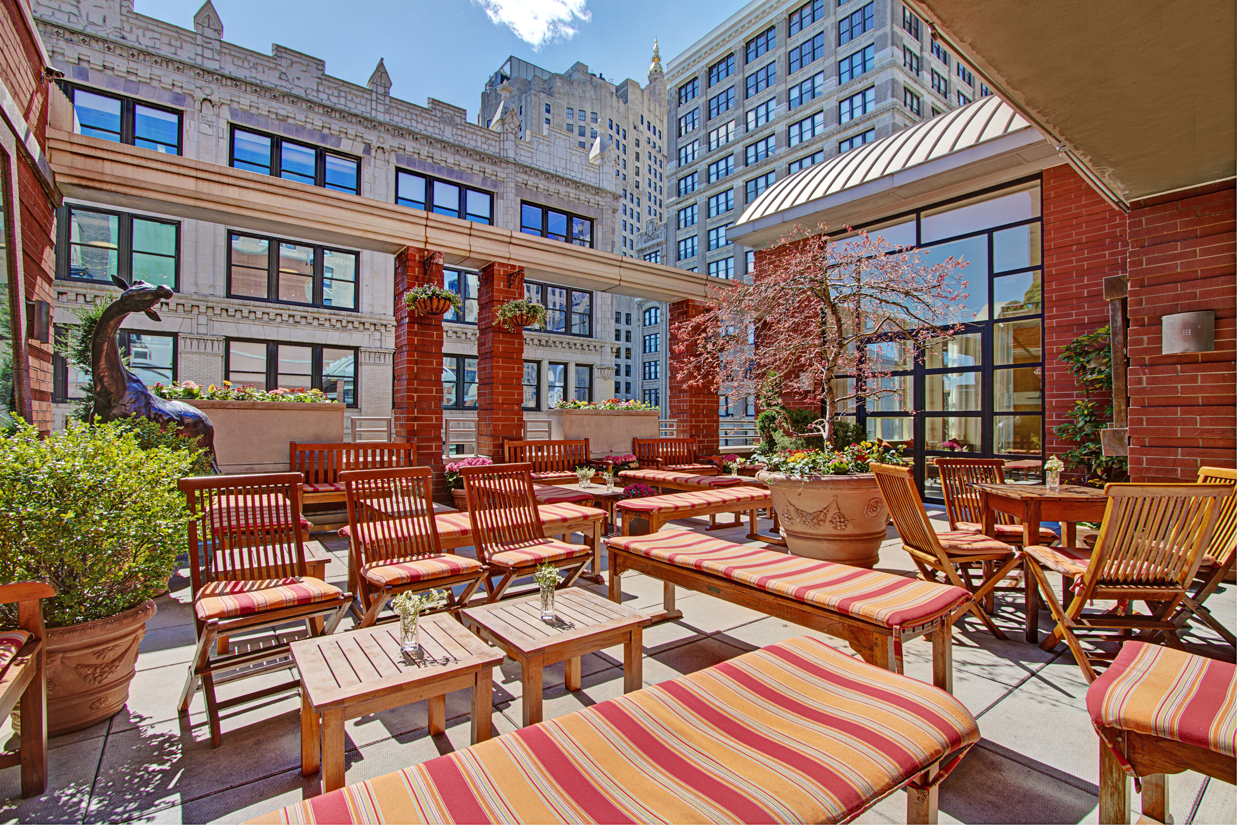 Hotel Giraffe by Library Hotel Collection