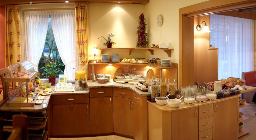 Hotel Kriemhild Am Hirschgarten