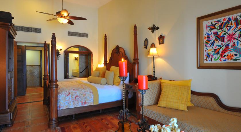 Hacienda Encantada Resort & Residences