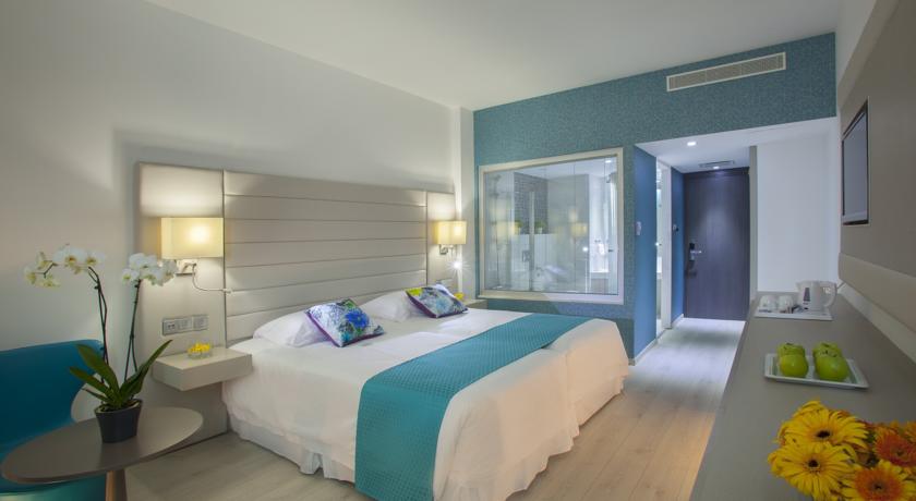 King Evelthon Beach Hotel & Resort