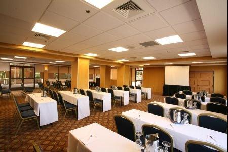 Embassy Suites by Hilton Tucson East