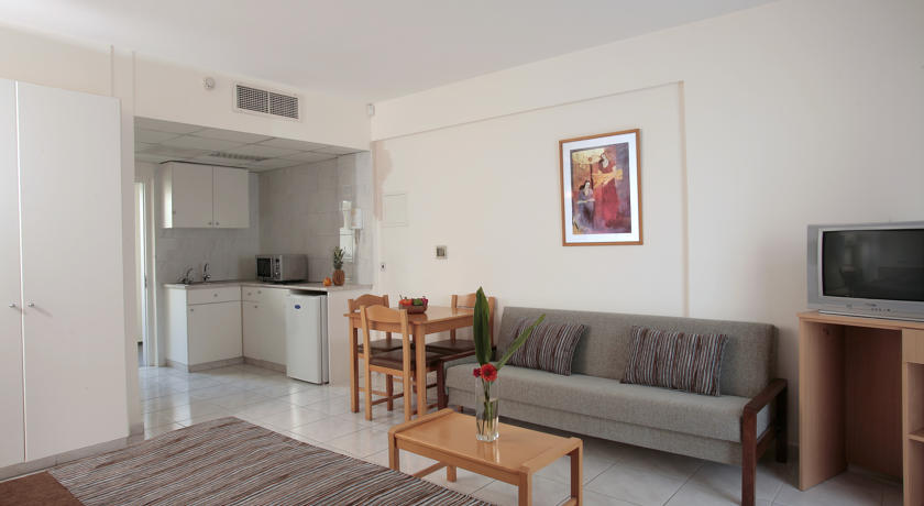 Anemi Hotel & Suites