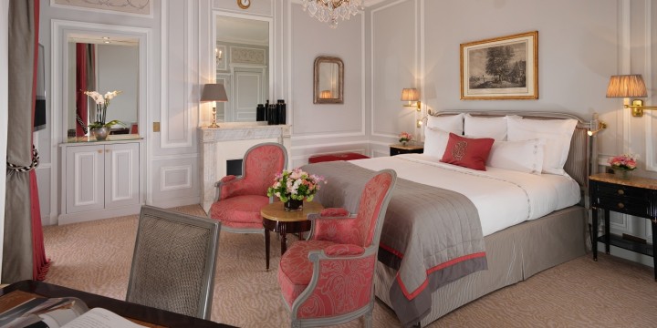 Hotel Plaza Athenee