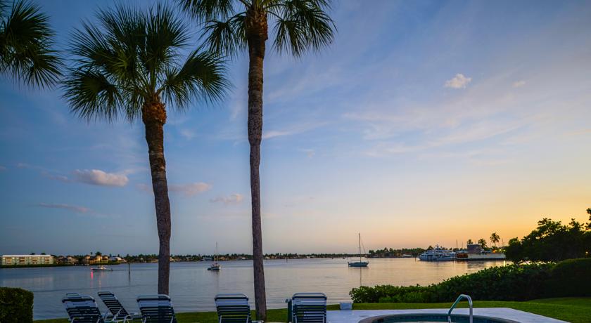 Hilton Vacation Club Charter Club Naples Bay