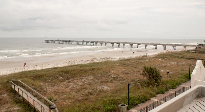 Casa Marina Hotel and Restaurant