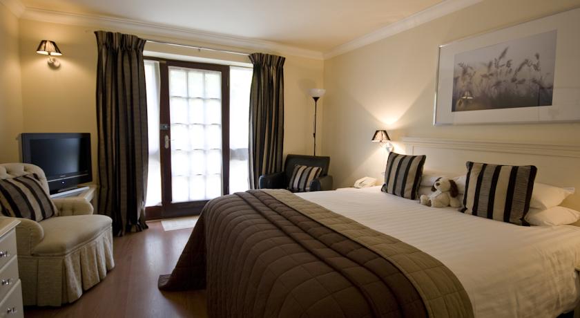 Stanwell House Hotel