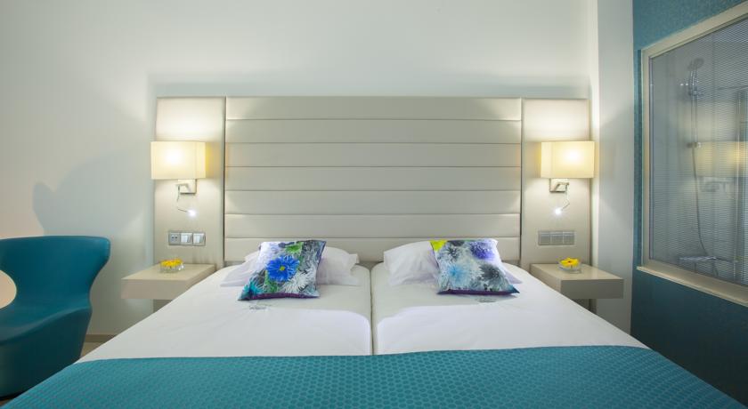 King Evelthon Beach Hotel & Resort