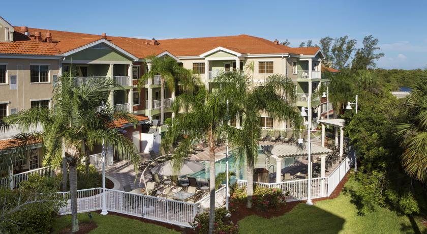 DoubleTree Suites by Hilton Hotel Naples