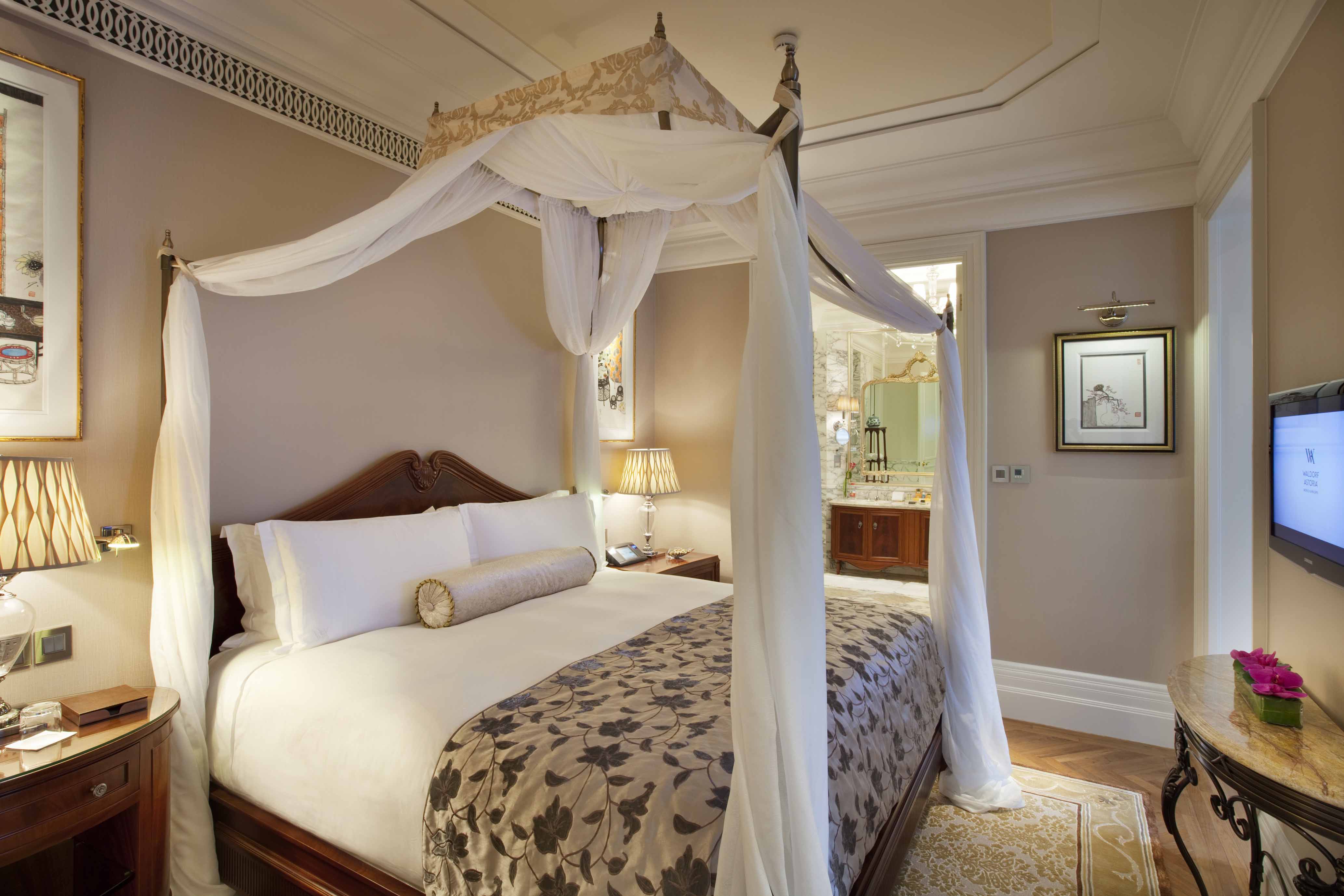 Waldorf Astoria Shanghai on the Bund