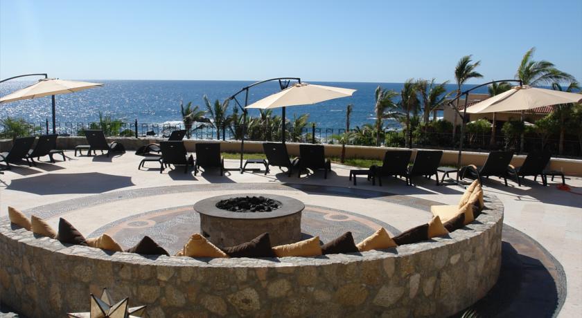 Hacienda Encantada Resort & Residences