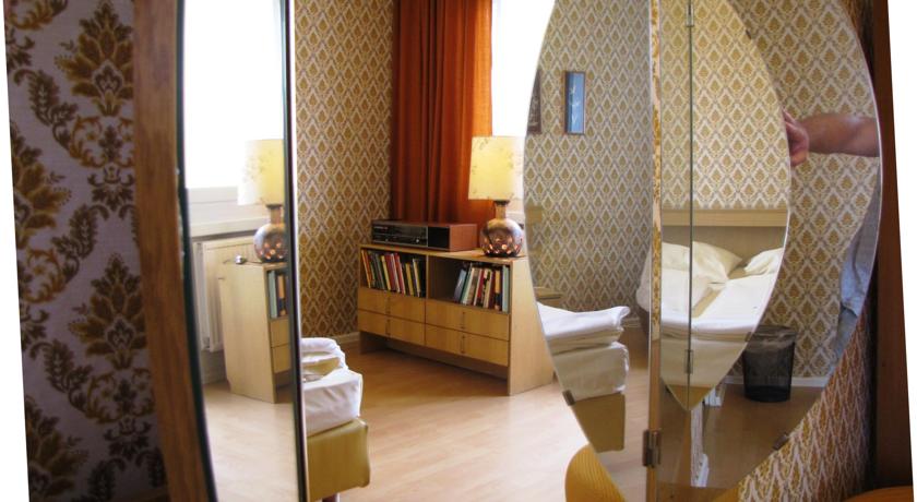 Ostel - GDR The Hostel