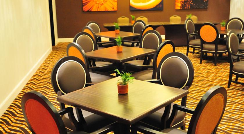 Hilton St. Petersburg Bayfront