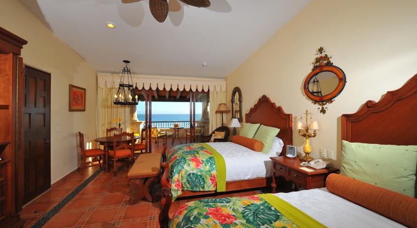 Hacienda Encantada Resort & Residences