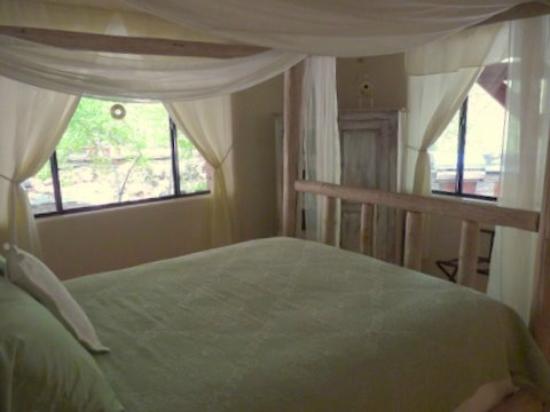 Chuparosa Inn Bed and Breakfast