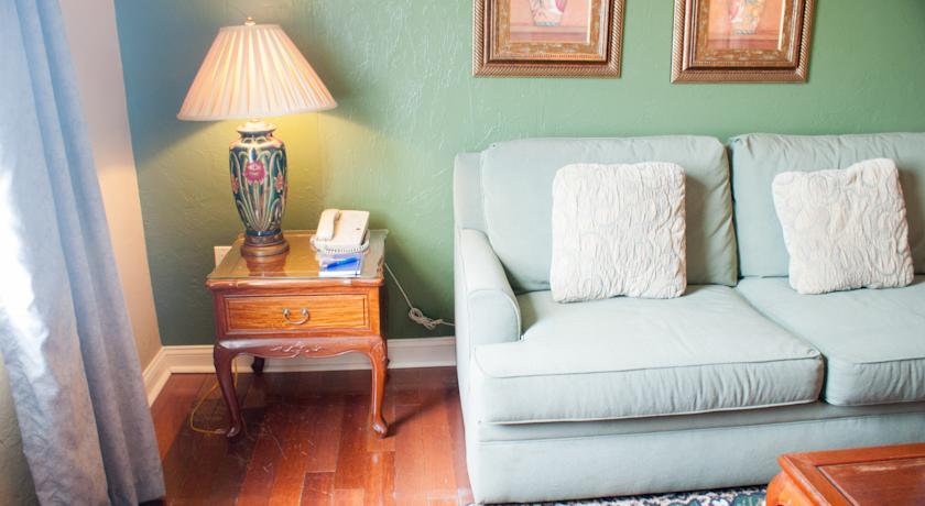 Casa Marina Hotel and Restaurant