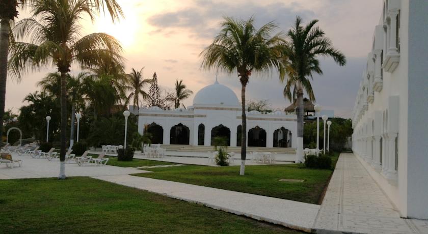 Hotel Aldea del Bazar