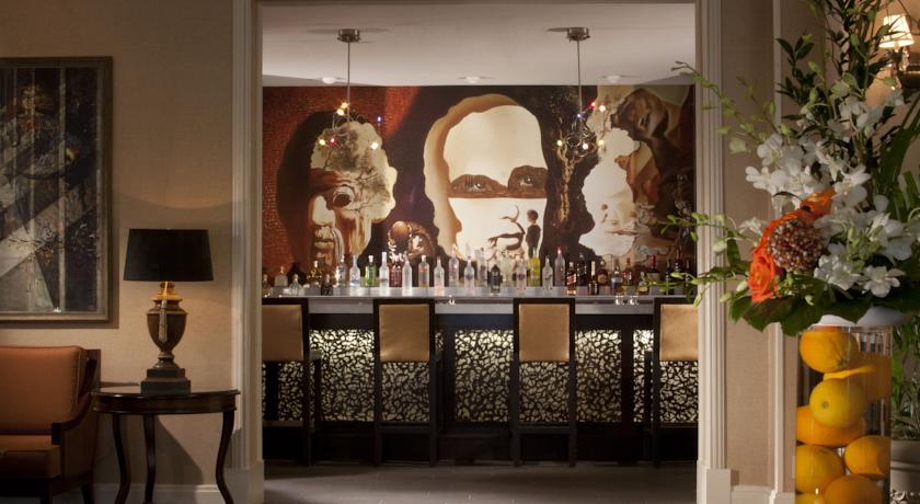 Hilton St. Petersburg Bayfront