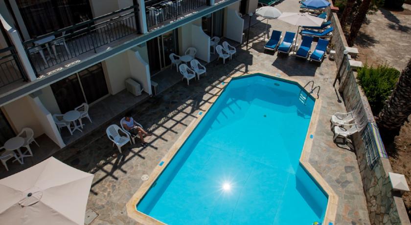 Crystallo Apartments