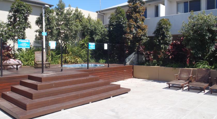 Nomads Byron Bay Backpackers