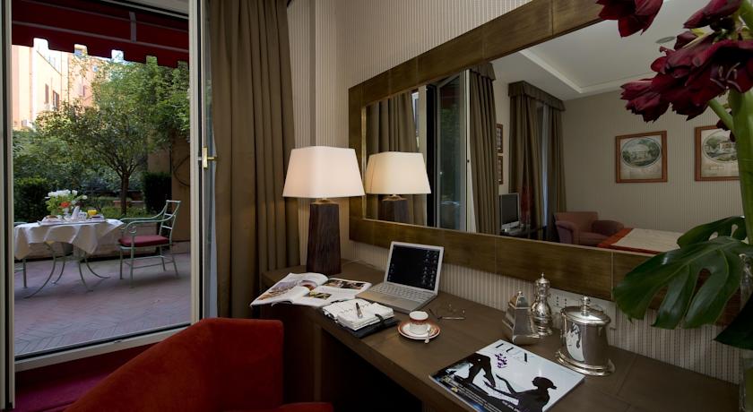 Hotel Dei Borgognoni