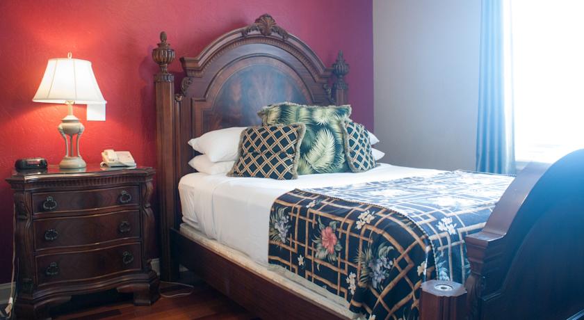 Casa Marina Hotel and Restaurant