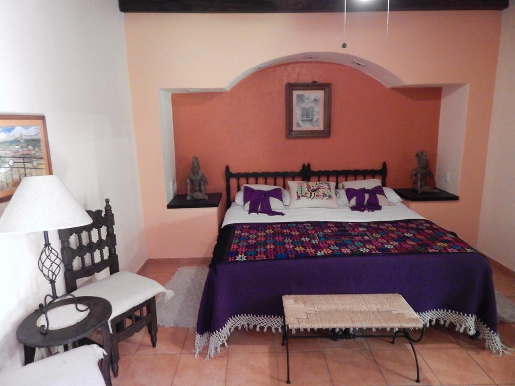 Casa Mia Suites Apartments