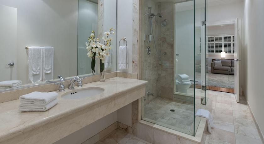 The Strathcona Hotel