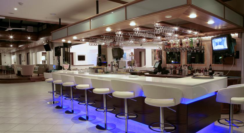 Anemi Hotel & Suites