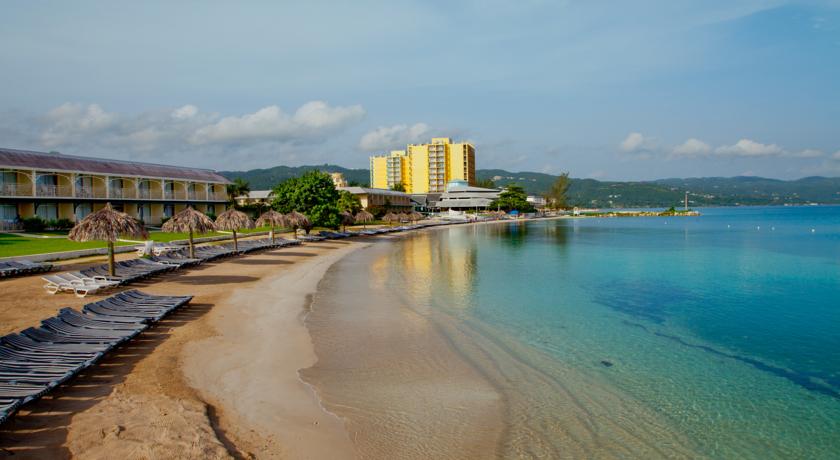 Sunset Beach Resort, Spa & Waterpark