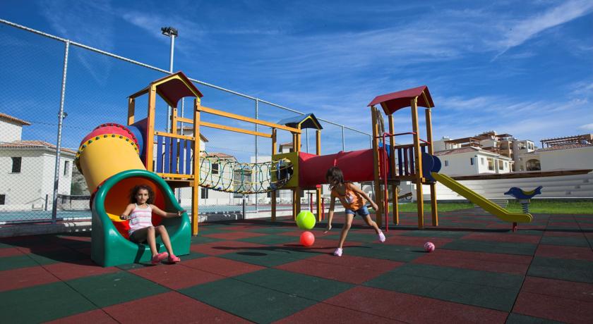 St. Nicolas Elegant Residence