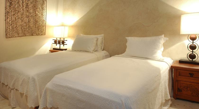 Maya Villa Condo Hotel & Beach Club