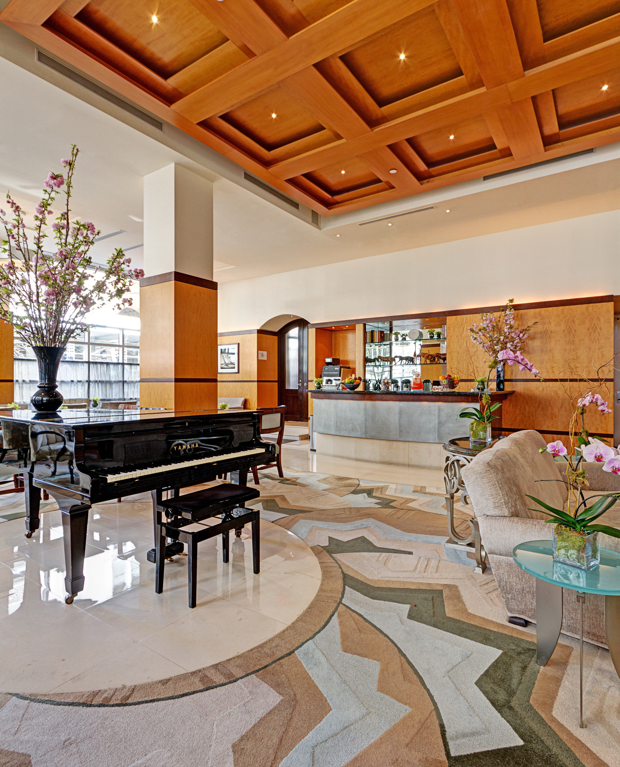 Hotel Giraffe by Library Hotel Collection