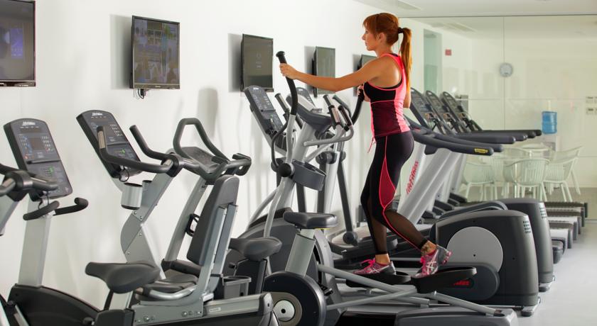 King Evelthon Beach Hotel & Resort