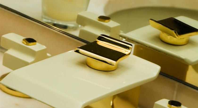 Starhotels President